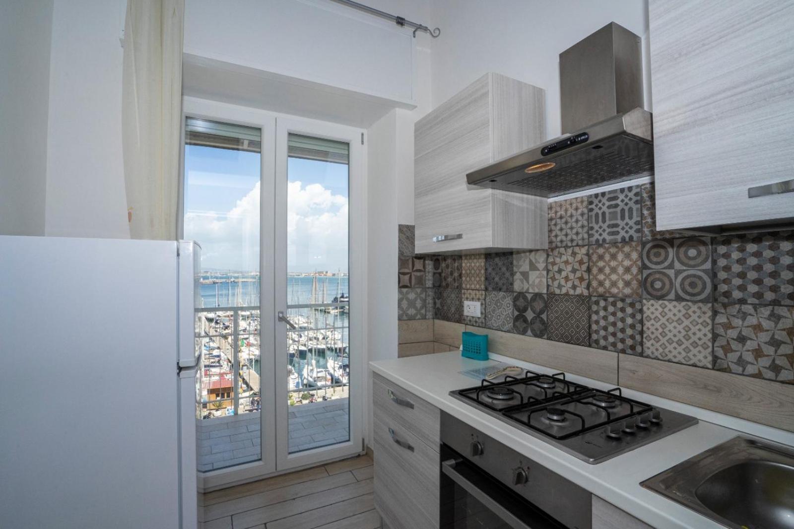The Sea Beyond Apartment กาสเตลลัมมาเร ดิ สตาเบีย ภายนอก รูปภาพ